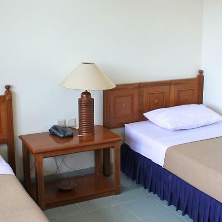 Hotel Winotosastro Garden Yogyakarta Exterior photo