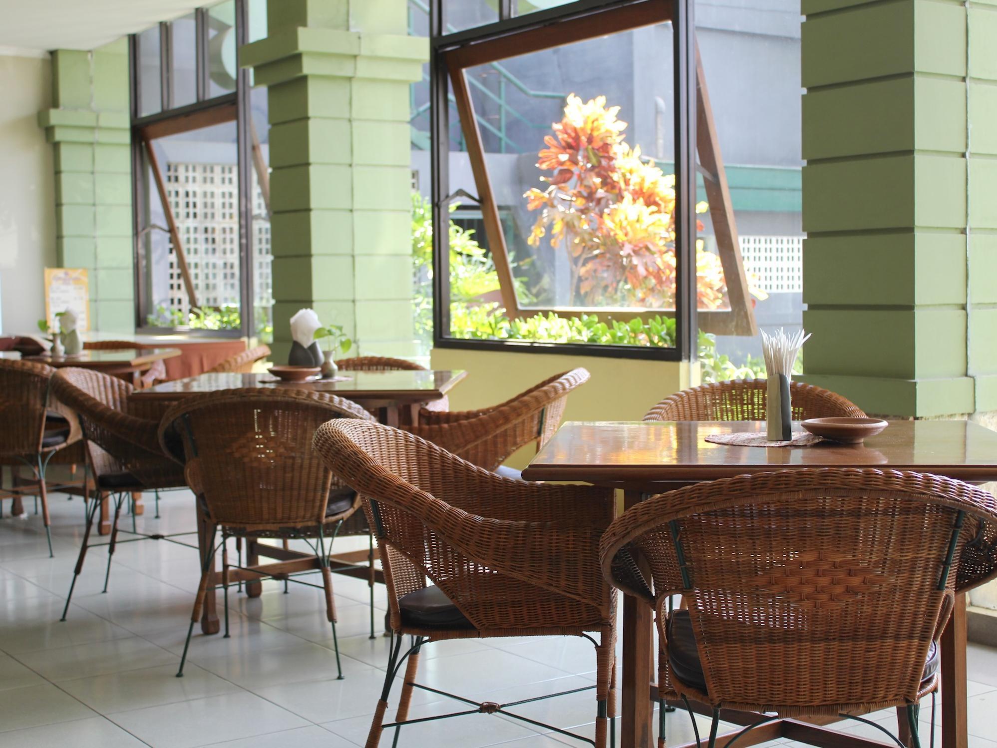 Hotel Winotosastro Garden Yogyakarta Exterior photo