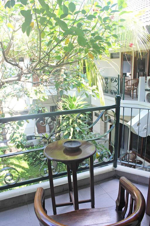 Hotel Winotosastro Garden Yogyakarta Exterior photo